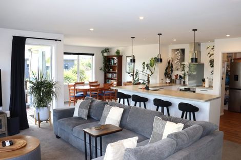 Photo of property in 9 Grove Avenue, Weston, Oamaru, 9401