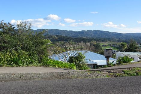 Photo of property in 15 Phillip Avenue, Glen Eden, Auckland, 0602