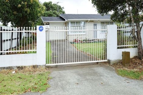 Photo of property in 1/285 Massey Road, Mangere East, Auckland, 2024