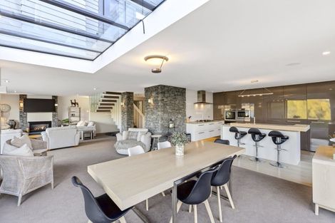 Photo of property in 12 De Bettencor Place, Mount Pisa, Cromwell, 9383