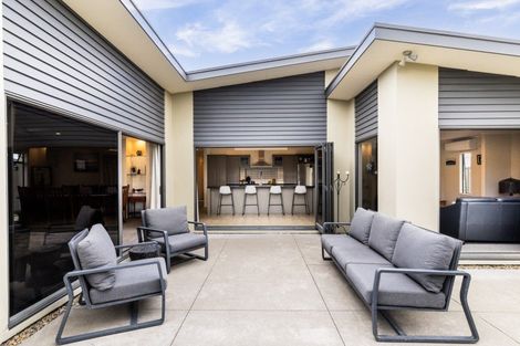 Photo of property in 27 Pinotage Drive, Greenmeadows, Napier, 4112