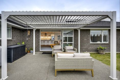 Photo of property in 26 Hurunui Drive, Te Awa, Napier, 4110