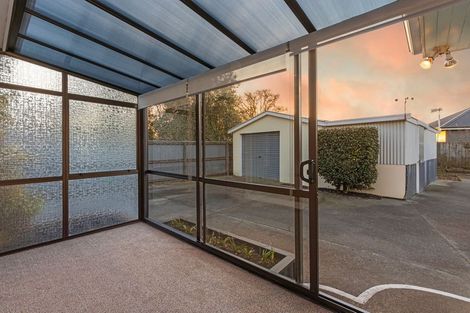 Photo of property in 10 Mappleton Avenue, Burnside, Christchurch, 8053