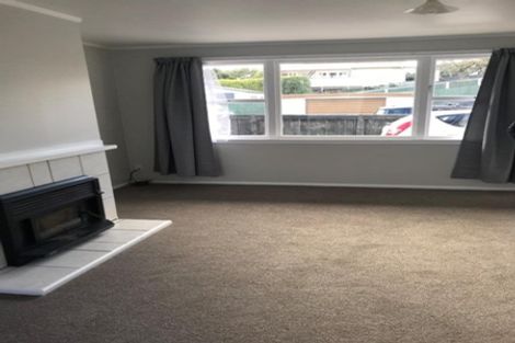 Photo of property in 11 Waitahanui Avenue, Taupo, 3330