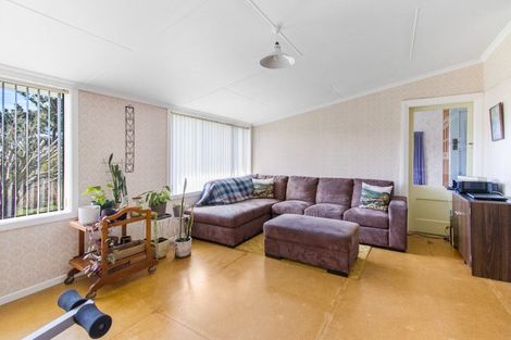 Photo of property in 43 Doug Ledgerwood Drive, Wanaka, 9305