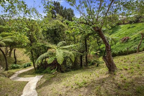 Photo of property in 5 Cara Crescent, Paparangi, Wellington, 6037