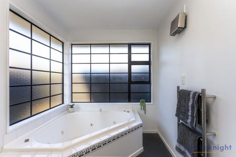 Photo of property in 27 Fairweather Crescent, Kaiapoi, 7630