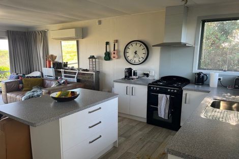 Photo of property in 83 Rua Avenue, Waitarere Beach, Levin, 5510