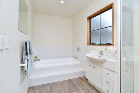 Photo of property in 9c Kilmarnock Street, Riccarton, Christchurch, 8011