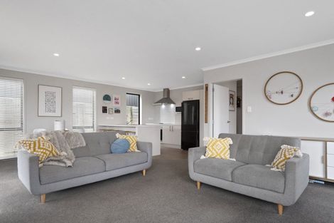 Photo of property in 3 Traverse Lane, Omokoroa, 3114