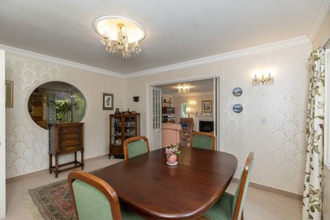 Photo of property in 2 Lavinia Grove, Waikanae Beach, Waikanae, 5036