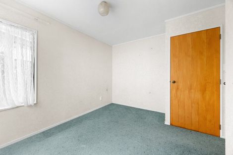Photo of property in 18 Van Dyke Place, West Harbour, Auckland, 0618