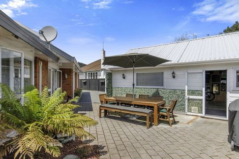 Photo of property in 2/21 Sharpe Crescent, Wainuiomata, Lower Hutt, 5014
