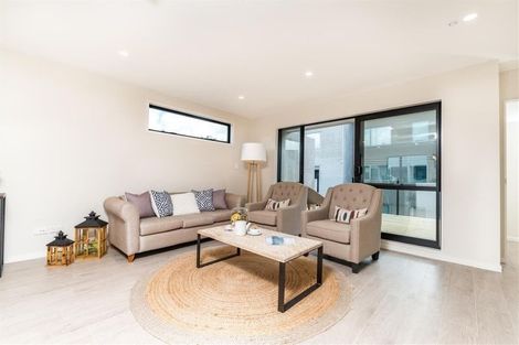 Photo of property in 16/5 Perekia Street, Albany, Auckland, 0632