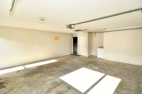 Photo of property in 19 Keri Vista Rise, Papakura, 2110