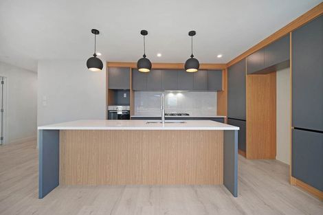 Photo of property in 19 Cronshaw Road, Karaka, 2113