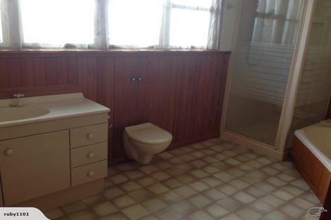 Photo of property in 27 Manuka Street, Hokowhitu, Palmerston North, 4410