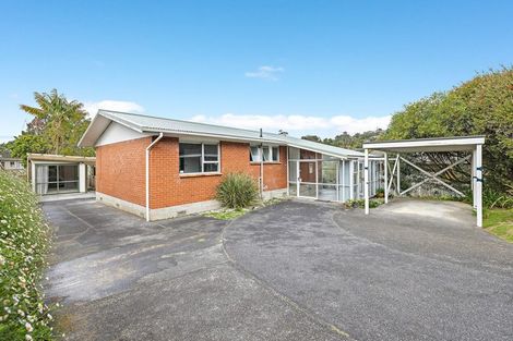 Photo of property in 17 Helvetia Drive, Browns Bay, Auckland, 0630