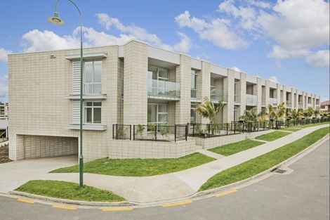 Photo of property in 7 Bickerton Way, Flat Bush, Auckland, 2019