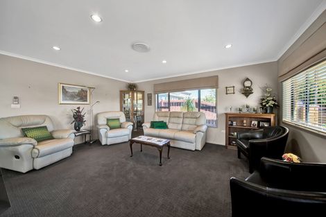 Photo of property in 14 Milmoe Street, Hawera, 4610