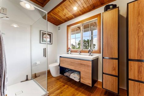 Photo of property in 1228 Sandspit Road, Sandspit, Warkworth, 0982