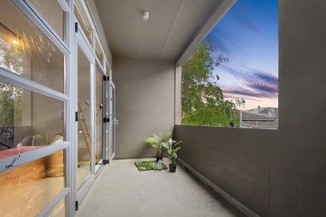 Photo of property in Vespa Apartments, 407/20 Hanson Street, Mount Cook, Wellington, 6021