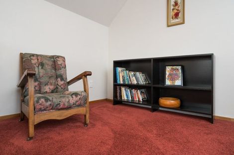 Photo of property in 32 Pioneer Highway, Awapuni, Palmerston North, 4412