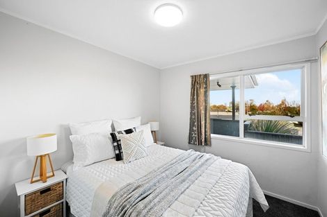 Photo of property in 17 Pygmalion Place, Dinsdale, Hamilton, 3204