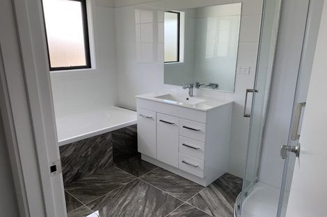 Photo of property in 19 Mill Street, Marton, 4710