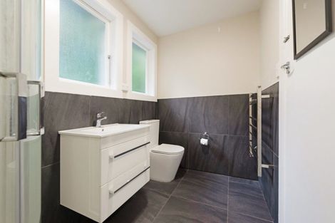 Photo of property in 38 Chaytor Street, Northland, Wellington, 6012