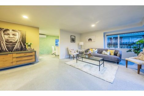 Photo of property in 1/23 Opaheke Road, Papakura, 2110