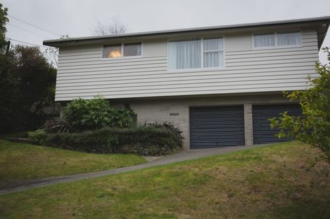 Photo of property in 68 Larsen Crescent, Tawa, Wellington, 5028