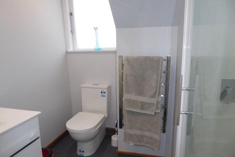 Photo of property in 62 The Parade, Island Bay, Wellington, 6023