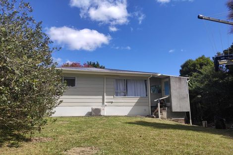 Photo of property in 2/19 Capilano Place, Glenfield, Auckland, 0629