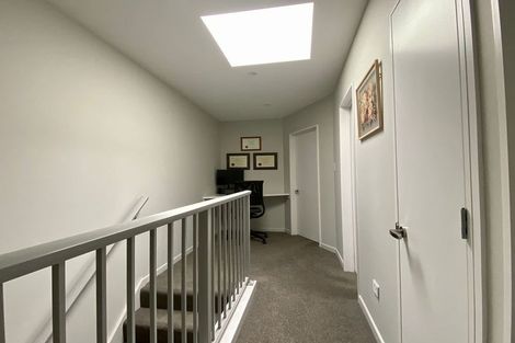 Photo of property in 38 Menin Gate Crescent, Broomfield, Christchurch, 8042