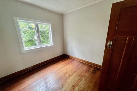 Photo of property in 61 Rua Road, Glen Eden, Auckland, 0602