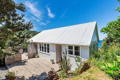 Photo of property in 35a Happy Valley Road, Owhiro Bay, Wellington, 6023