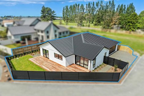 Photo of property in 30 Georgina Street, Marshland, Christchurch, 8083