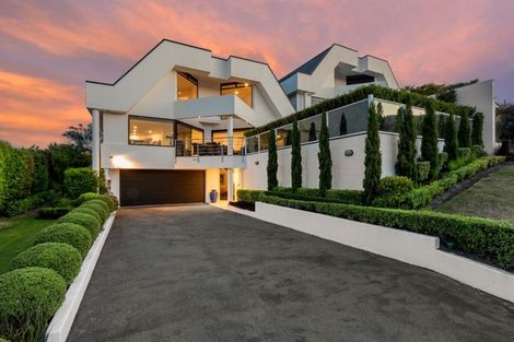 Photo of property in 31 Harry Ell Drive, Cashmere, Christchurch, 8022