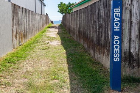 Photo of property in 24b Karewa Parade, Papamoa Beach, Papamoa, 3118