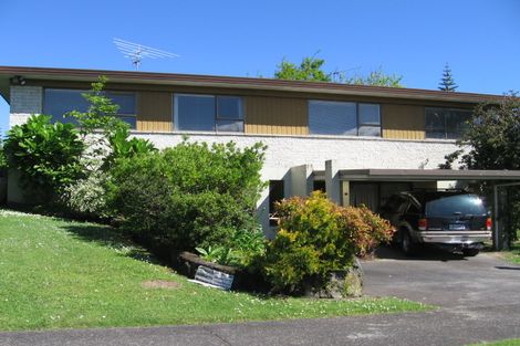 Photo of property in 2/9 Malte Brun Place, Papatoetoe, Auckland, 2025