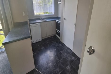 Photo of property in 2 Hinau Street, Pukehangi, Rotorua, 3015