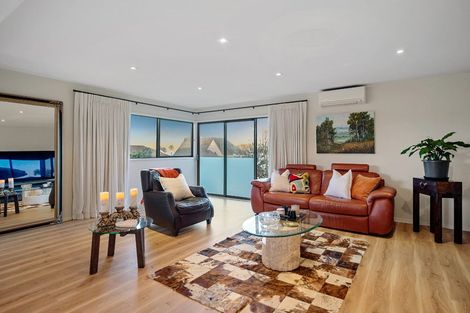 Photo of property in 2/19a Sanders Avenue, Takapuna, Auckland, 0622