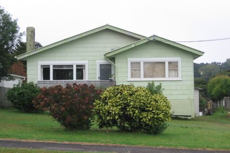 Photo of property in 20 Norman Road, Titirangi, Auckland, 0604