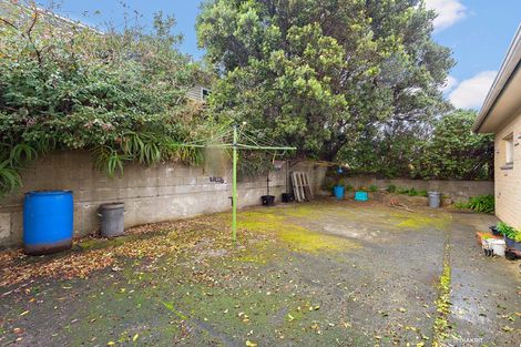 Photo of property in 1/17 The Parade, Island Bay, Wellington, 6023