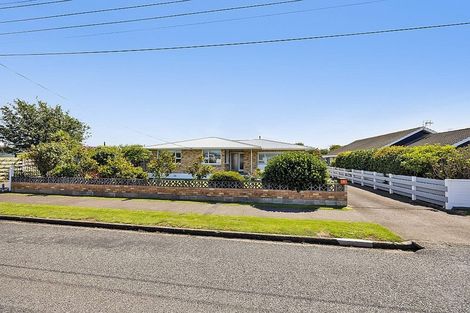 Photo of property in 93 Waihi Road, Hawera, 4610