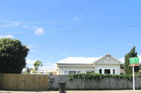 Photo of property in Peregrine Flats, 81a Ward Street, Wallaceville, Upper Hutt, 5018