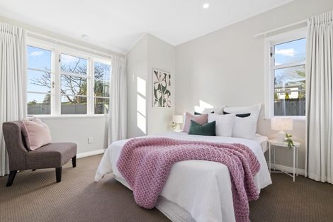Photo of property in 51 Burrow Road, Pukekohe, 2120