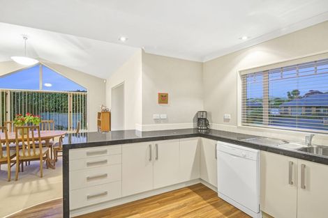 Photo of property in 3 Meadow Court, Paraparaumu, 5032