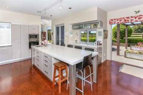 Photo of property in 122 Harrisville Road, Tuakau, 2121